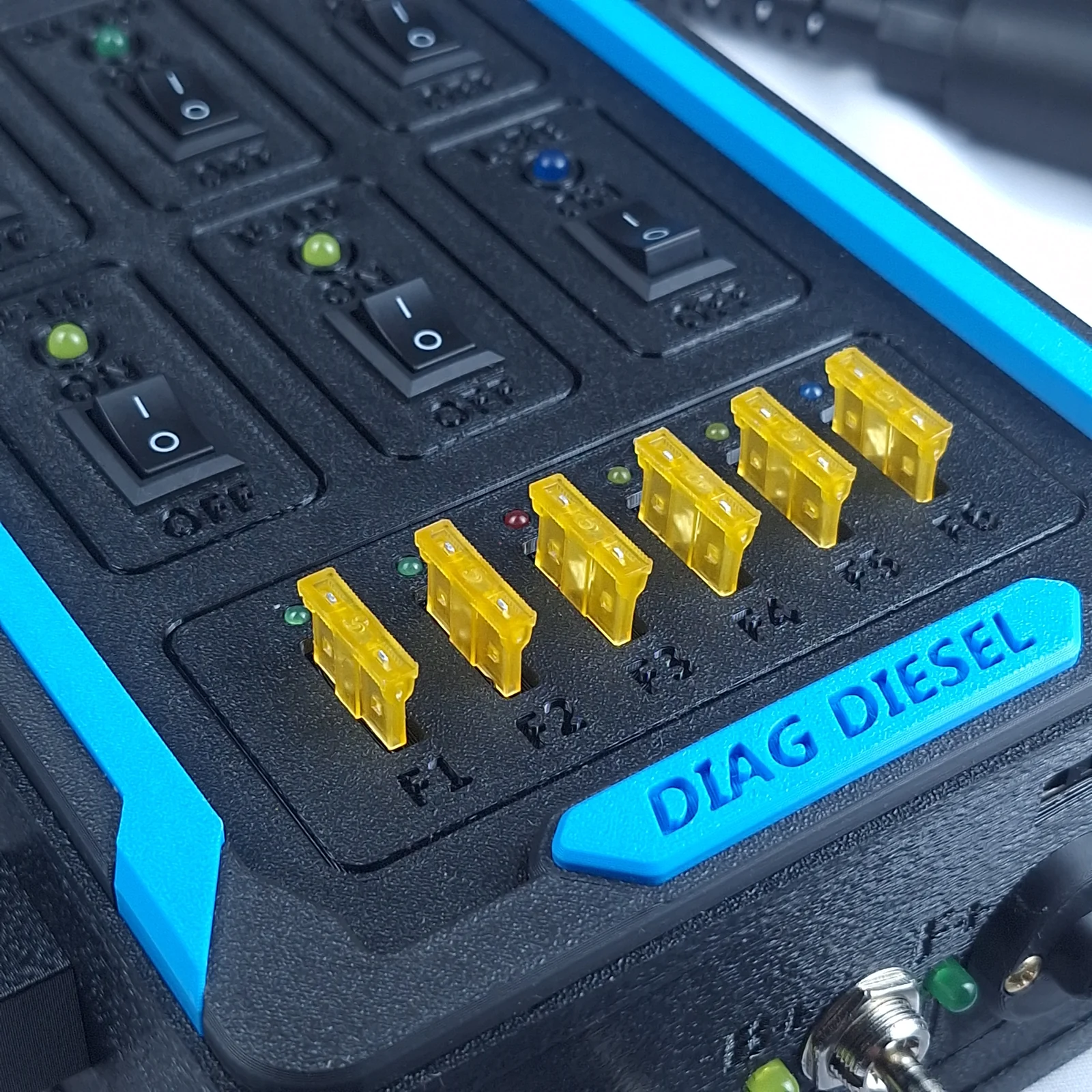 Detalhe dos fusíveis do Diag Diesel sem ABS